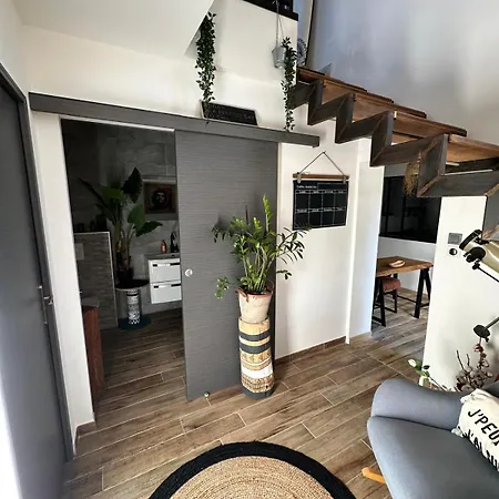 Feng Shui Deco Bali St Aygulf 3 Homestay *